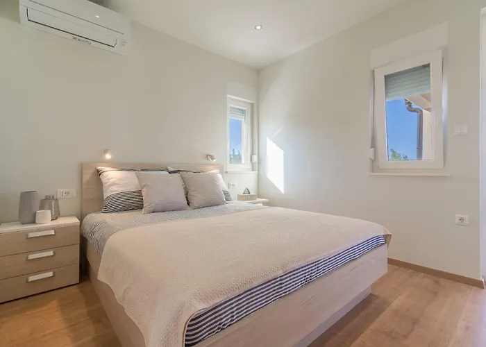 Апартаменты Rosa Затон